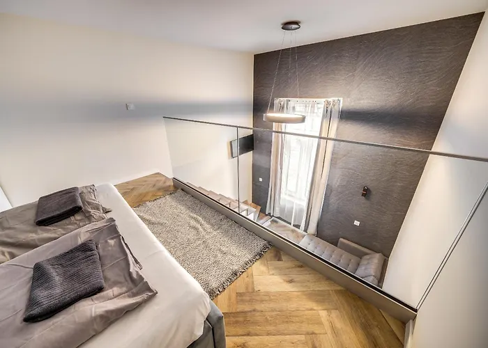 Astoria Premium Suites - R26