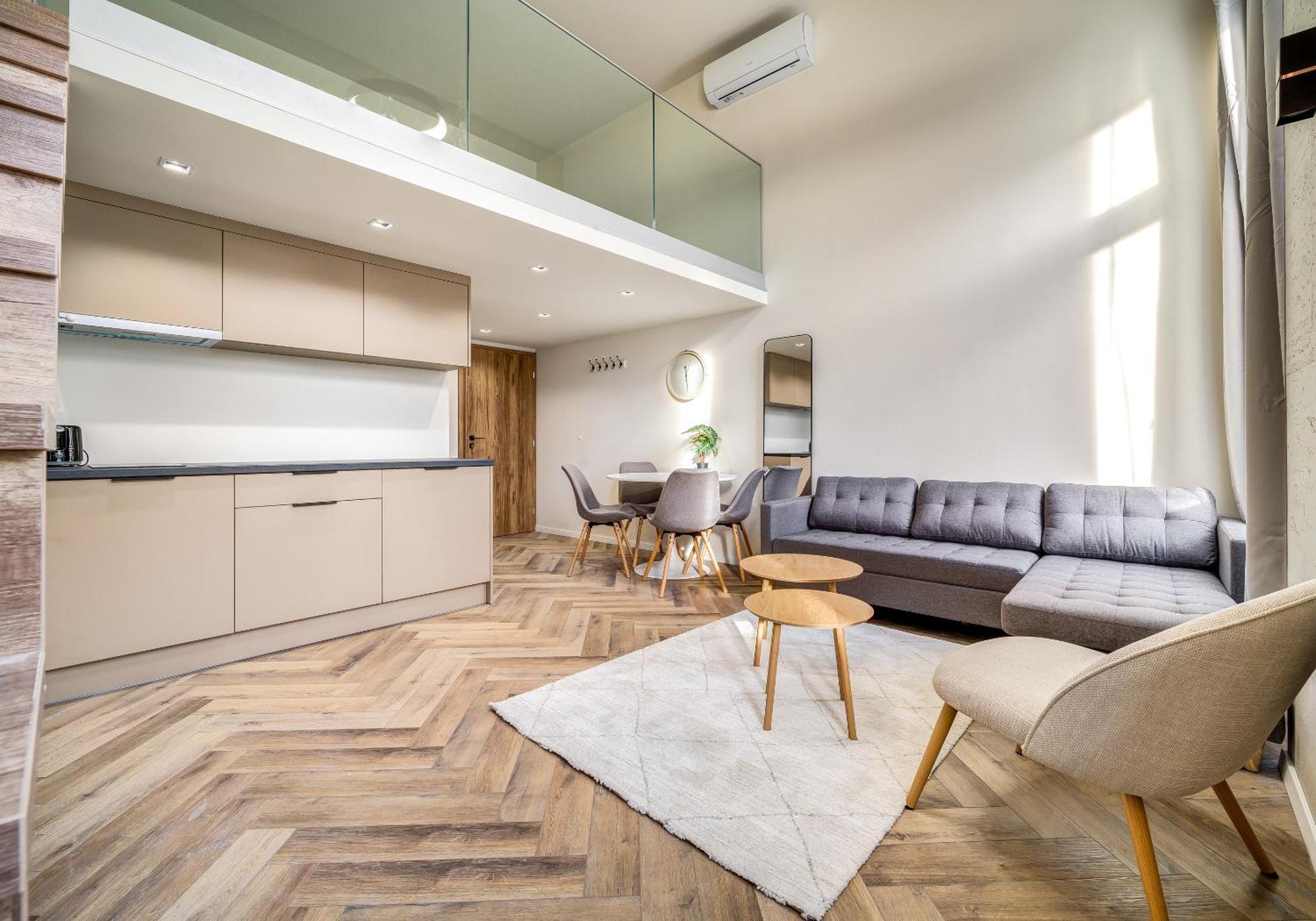 Astoria Premium - R26 Budapesta
