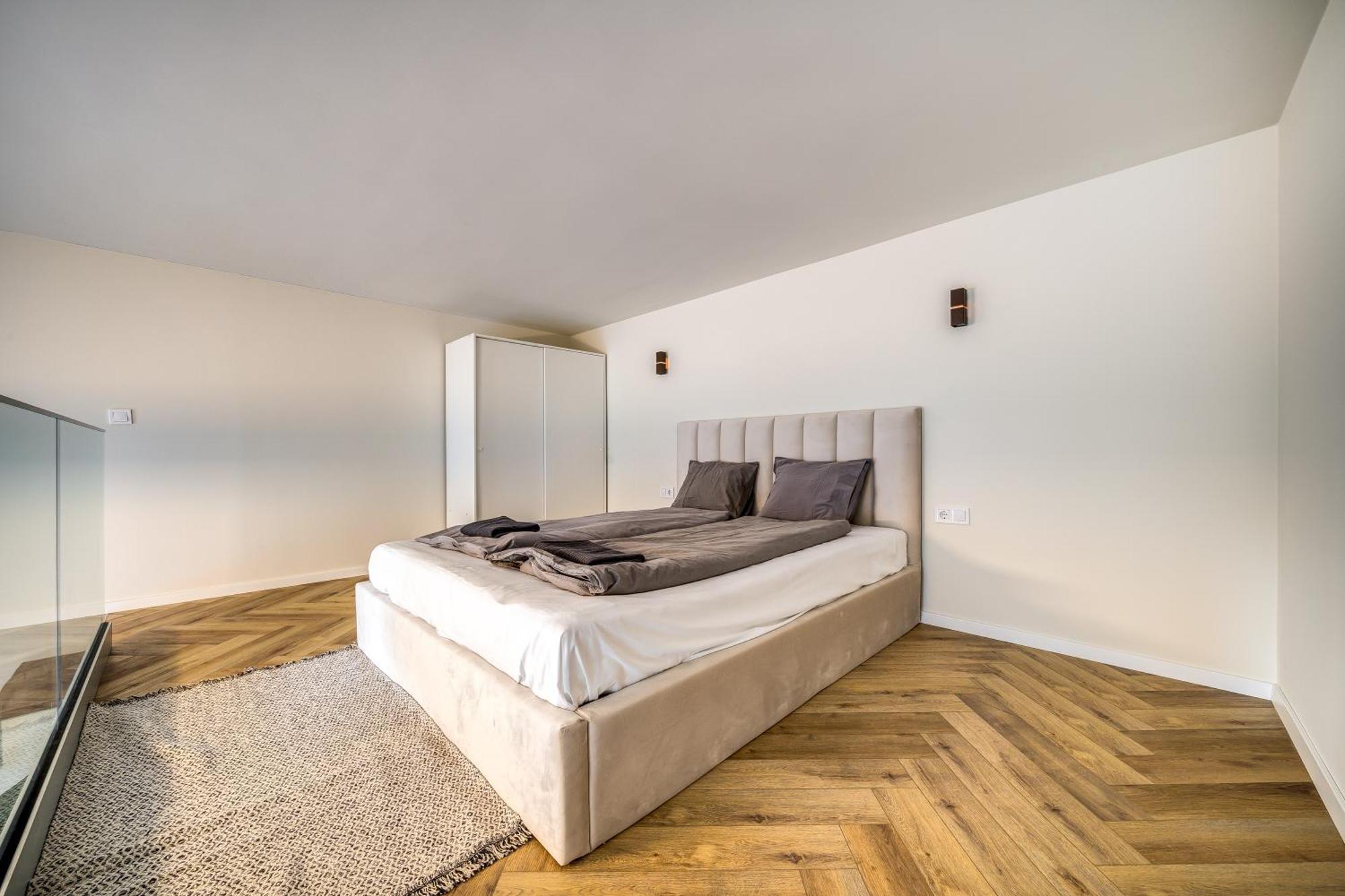 Astoria Premium - R26 Апартаменты *