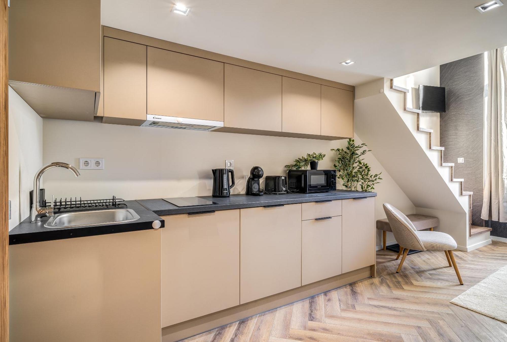 Astoria Premium - R26 Apartament *