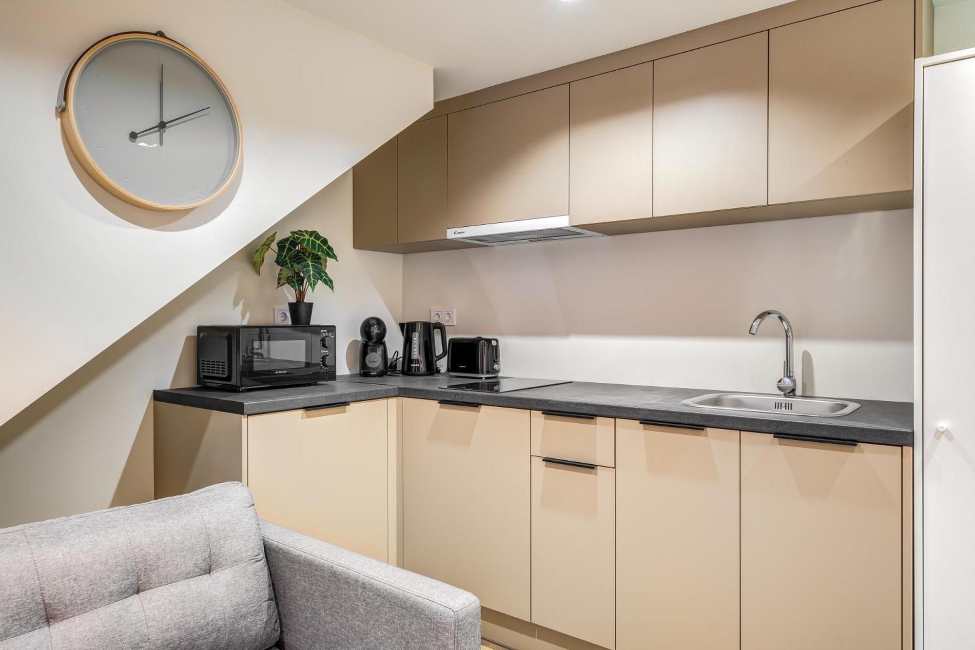 Astoria Premium - R26 Apartament *